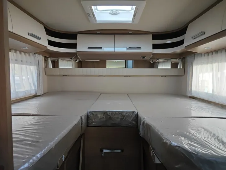 Fahrzeugbild Carthago C2-tourer I 145 RB LE comfort Mercedes #17