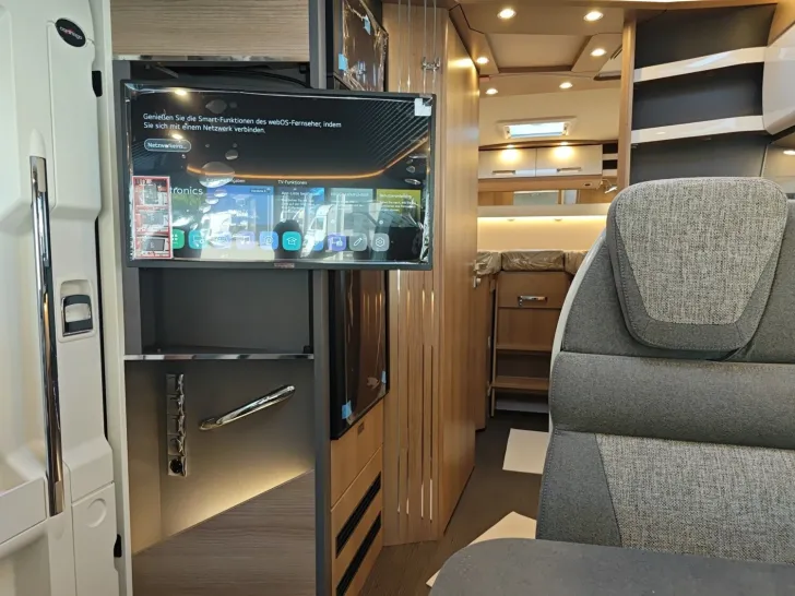 Fahrzeugbild Carthago C2-tourer I 147 RB LE L comfort Mercedes #20