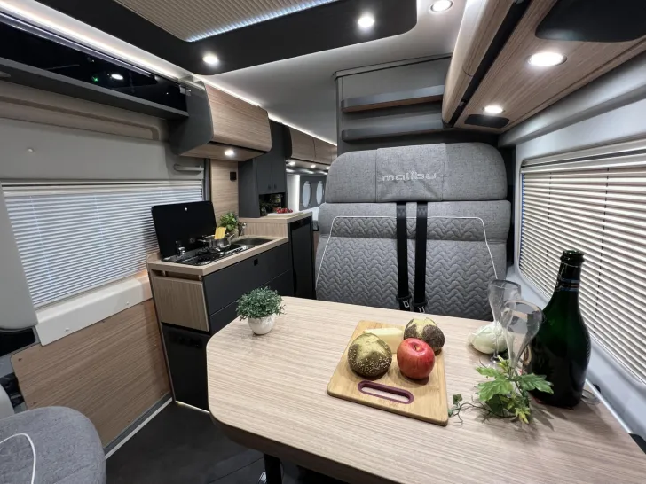 Fahrzeugbild Malibu Van charming GT skyview 640 LE K (769) #15