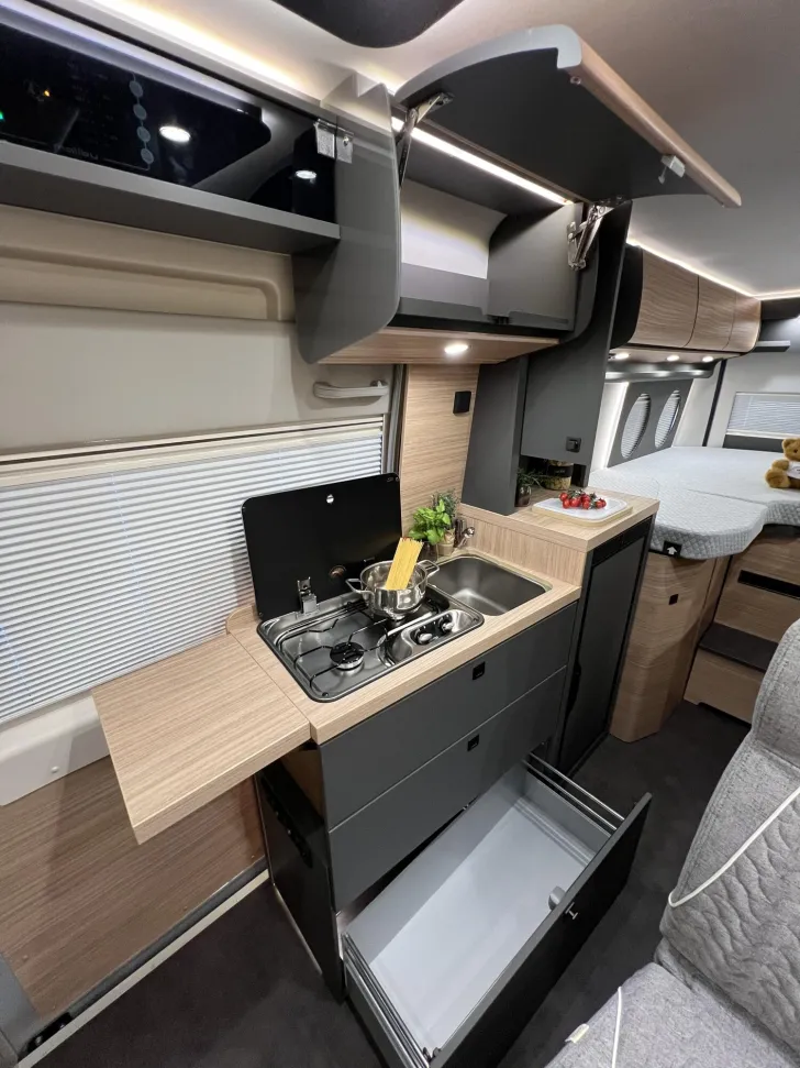 Fahrzeugbild Malibu Van charming GT skyview 640 LE K (769) #21