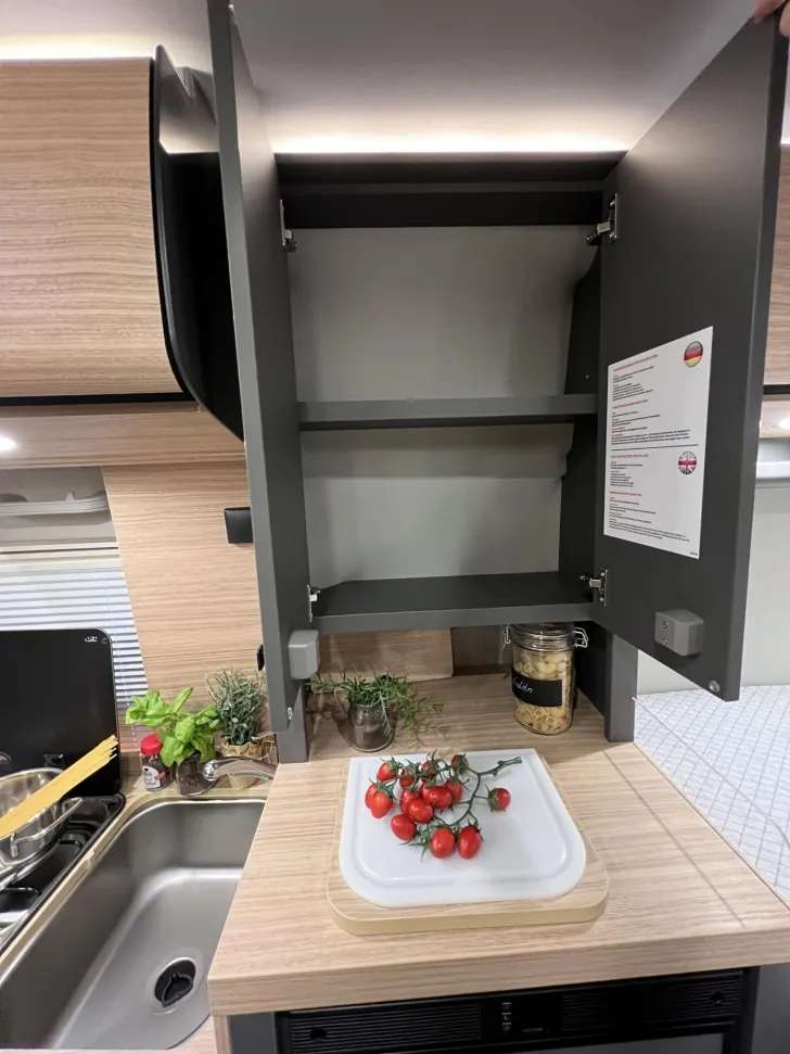 Fahrzeugbild Malibu Van charming GT skyview 640 LE K (769) #22