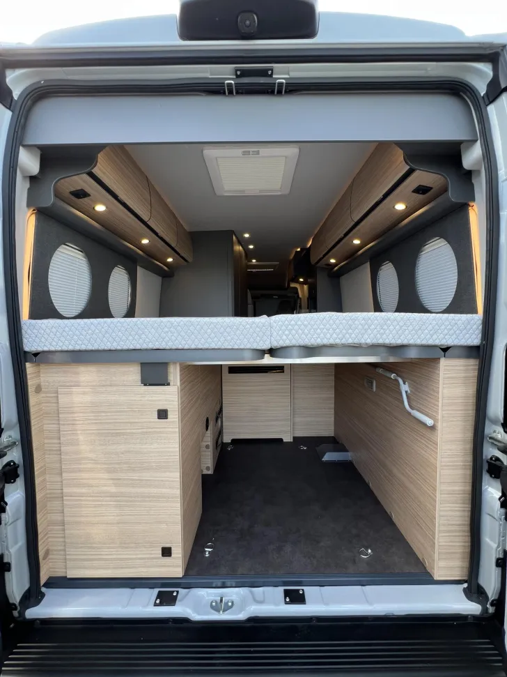 Fahrzeugbild Malibu Van charming coupé 640 LE RB Strategic Buy (770) #32