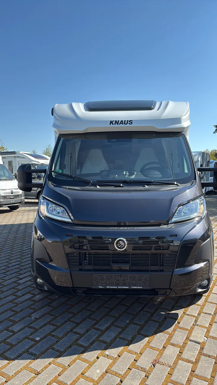 Frontal Vorne Knaus L!VE WAVE 650 MEG Sofort verfügbar