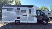 Seitlich Knaus L!VE WAVE 650 MEG Sofort verfügbar