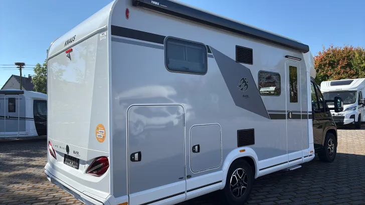 Schräg Hinten Knaus L!VE WAVE 650 MEG Sofort verfügbar