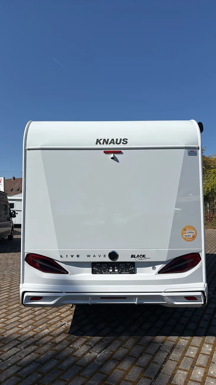 Frontal Hinten Knaus L!VE WAVE 650 MEG Sofort verfügbar