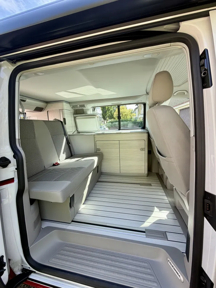 Fahrzeugbild VW California Coast 4Motion Garagenwagen, AHK, 1. Hand #2