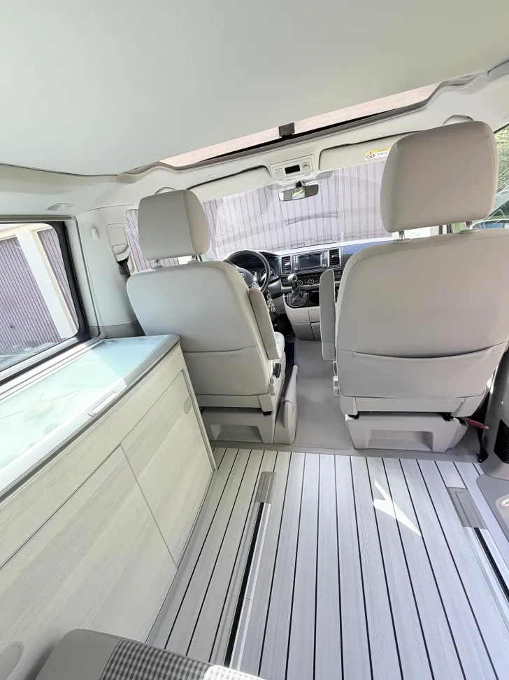 Fahrzeugbild VW California Coast 4Motion Garagenwagen, AHK, 1. Hand #3