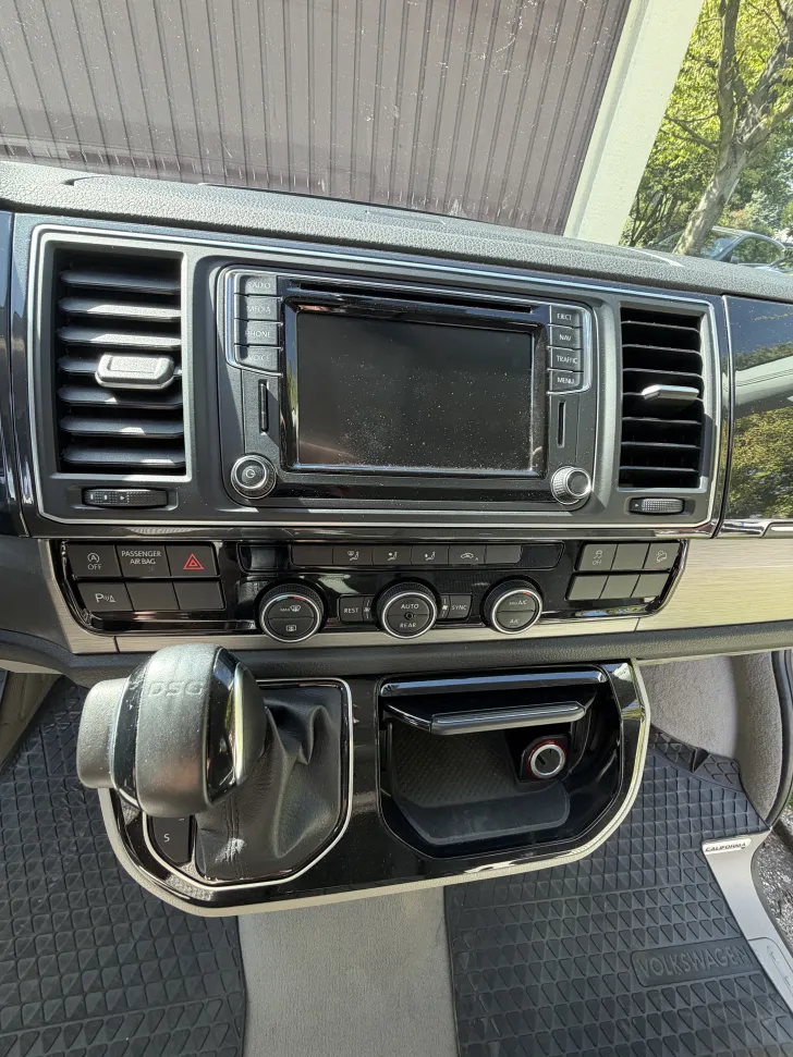 Fahrzeugbild VW California Coast 4Motion Garagenwagen, AHK, 1. Hand #6