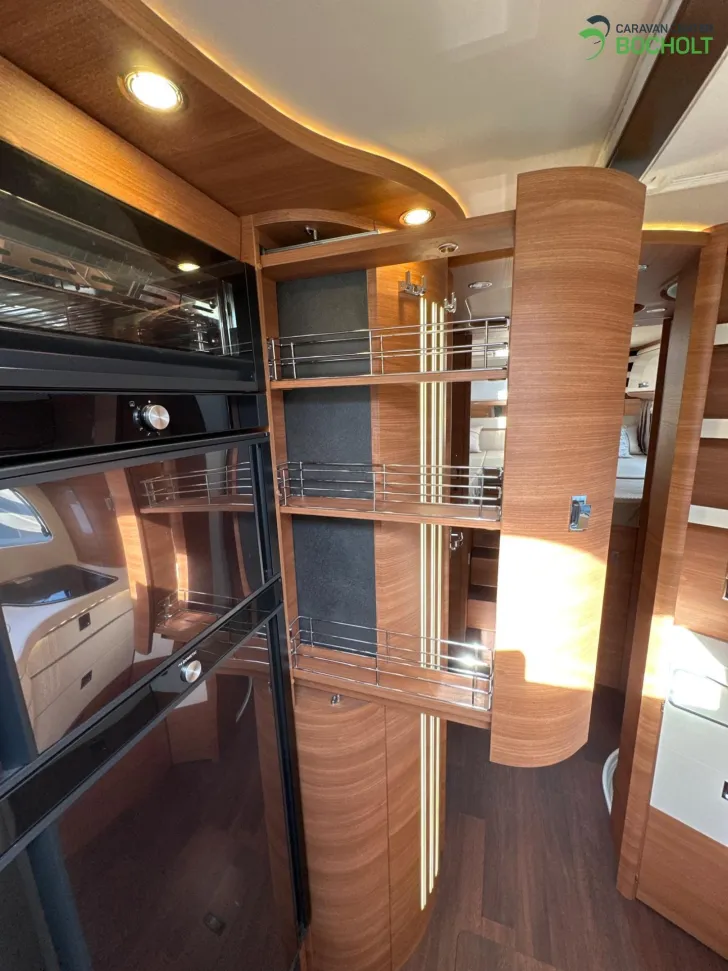 Fahrzeugbild Carthago chic c-line I 4.9 LE L Hubstützenanlage / SAT / Solar #20