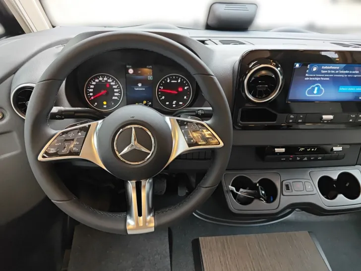 Fahrzeugbild Carthago C2-tourer I 141 KB LE comfort Mercedes #8