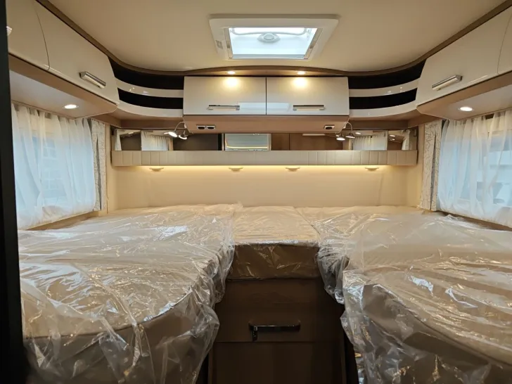 Fahrzeugbild Carthago C2-tourer I 141 KB LE comfort Mercedes #17