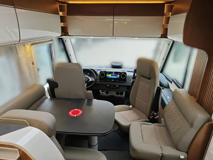 Fahrzeugbild Carthago C2-tourer I 145 RB LE comfort Mercedes #11
