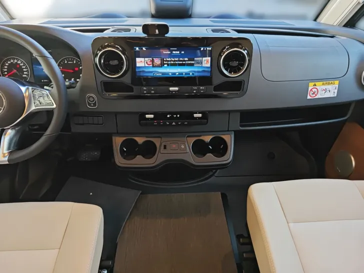 Fahrzeugbild Carthago C2-tourer I 147 RB LE K comfort Mercedes #9