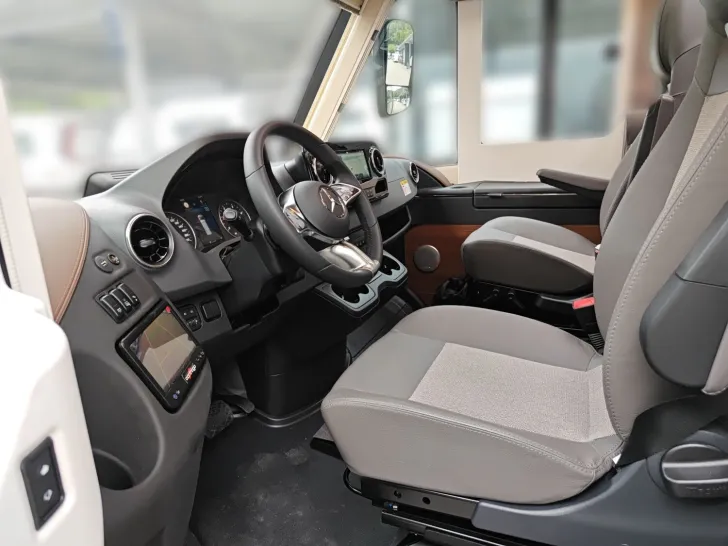 Fahrzeugbild Carthago chic c-line I 4.9 LE Mercedes #7