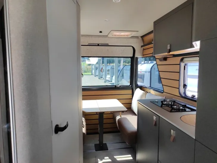 Fahrzeugbild Hymer Venture S Mercedes #17