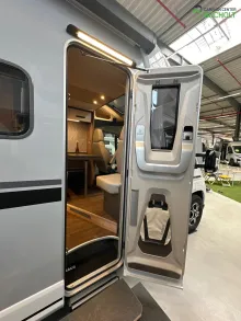 Fahrzeugbild Knaus LIVE WAVE 650 MEG PLATINUM SELECTION #9