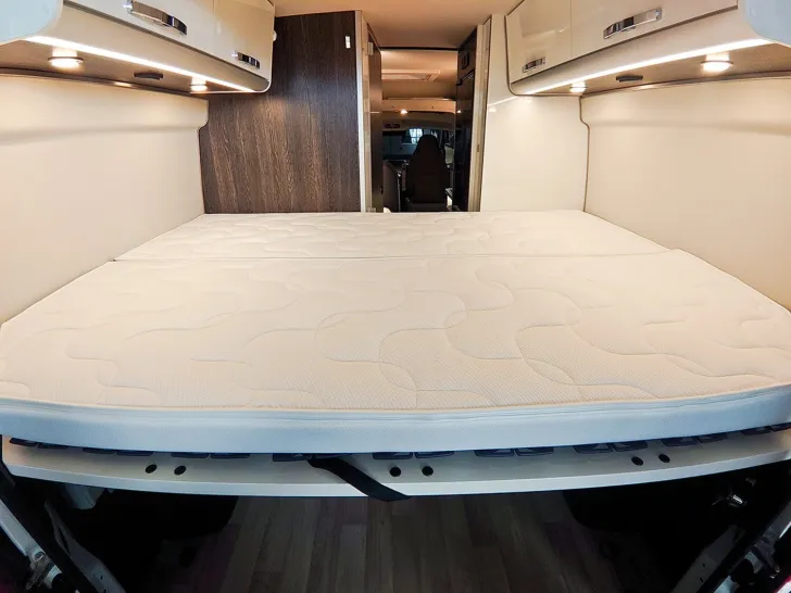 Fahrzeugbild Westfalia Columbus 601 D 180 PS AHK*Navi*Markise*Winterpaket* #15