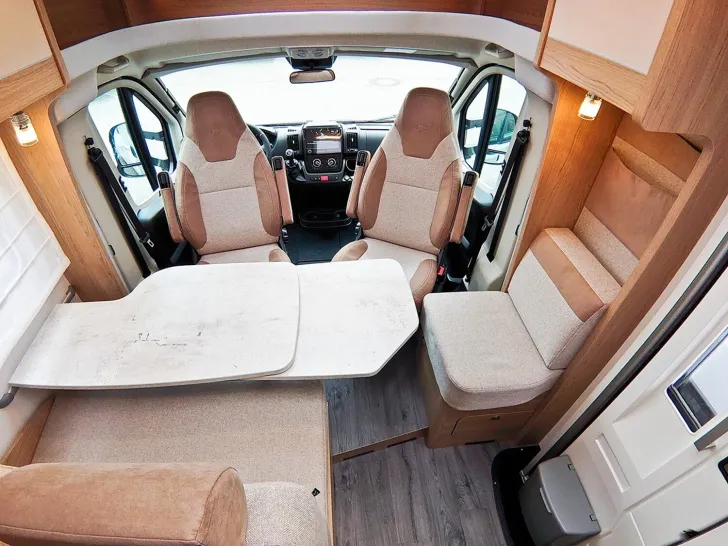 Fahrzeugbild LMC Cruiser V 646 G *SAT*NAVI*sofort #6