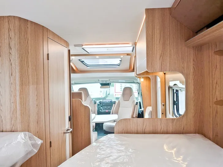 Fahrzeugbild LMC Cruiser V 646 G *SAT*NAVI*sofort #14
