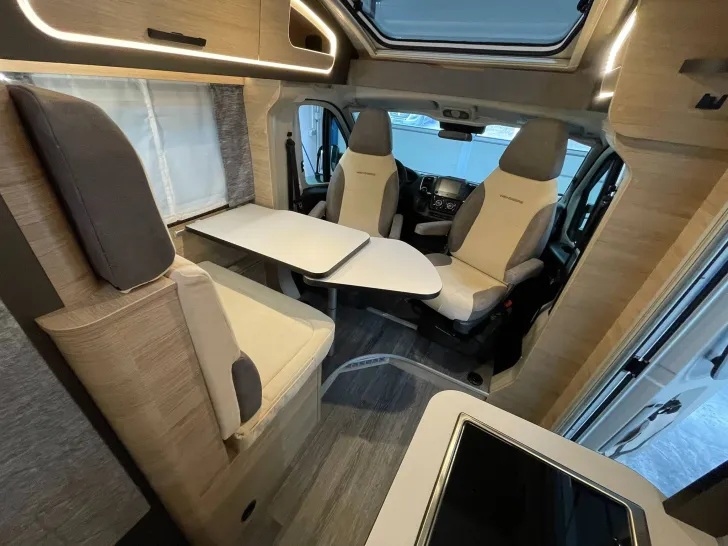 Fahrzeugbild Weinsberg CaraCompact 600 MEG EDITION [PEPPER] MJ2027 #16