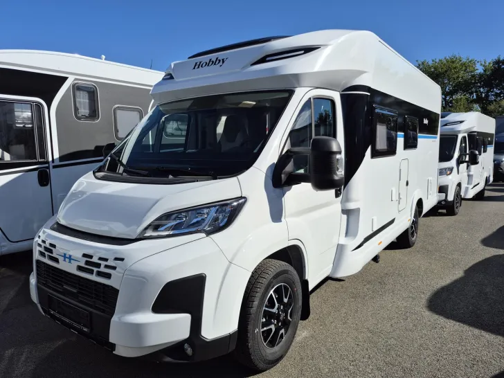 Fahrzeugbild Hobby OnTour T 700 F XPS-Wärmedämmung/GFK-Dach/Markise #3