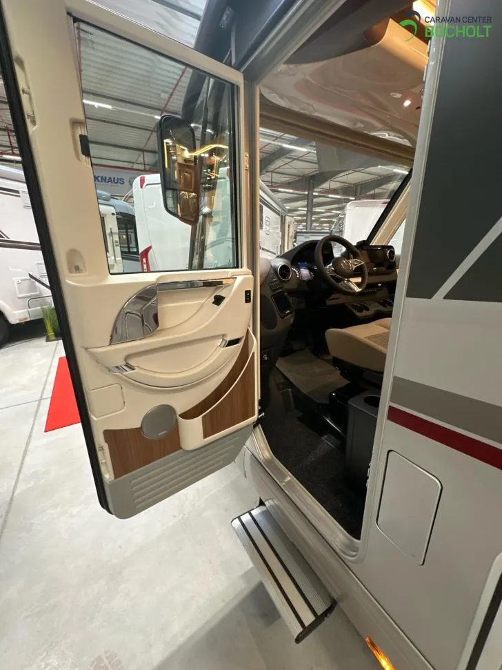 Fahrzeugbild Carthago chic e-line I 51 QB DA Modell 2026 / Silverline #4