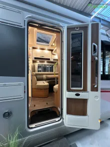 Fahrzeugbild Carthago chic e-line I 51 QB DA Modell 2026 / Silverline #7