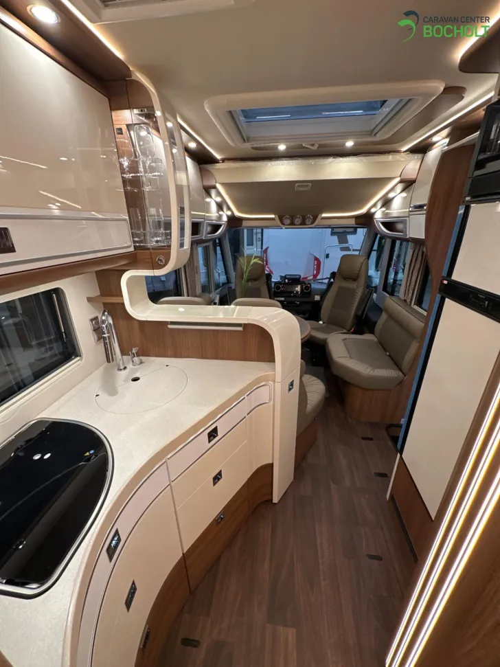 Fahrzeugbild Carthago chic e-line I 51 QB DA Modell 2026 / Silverline #17