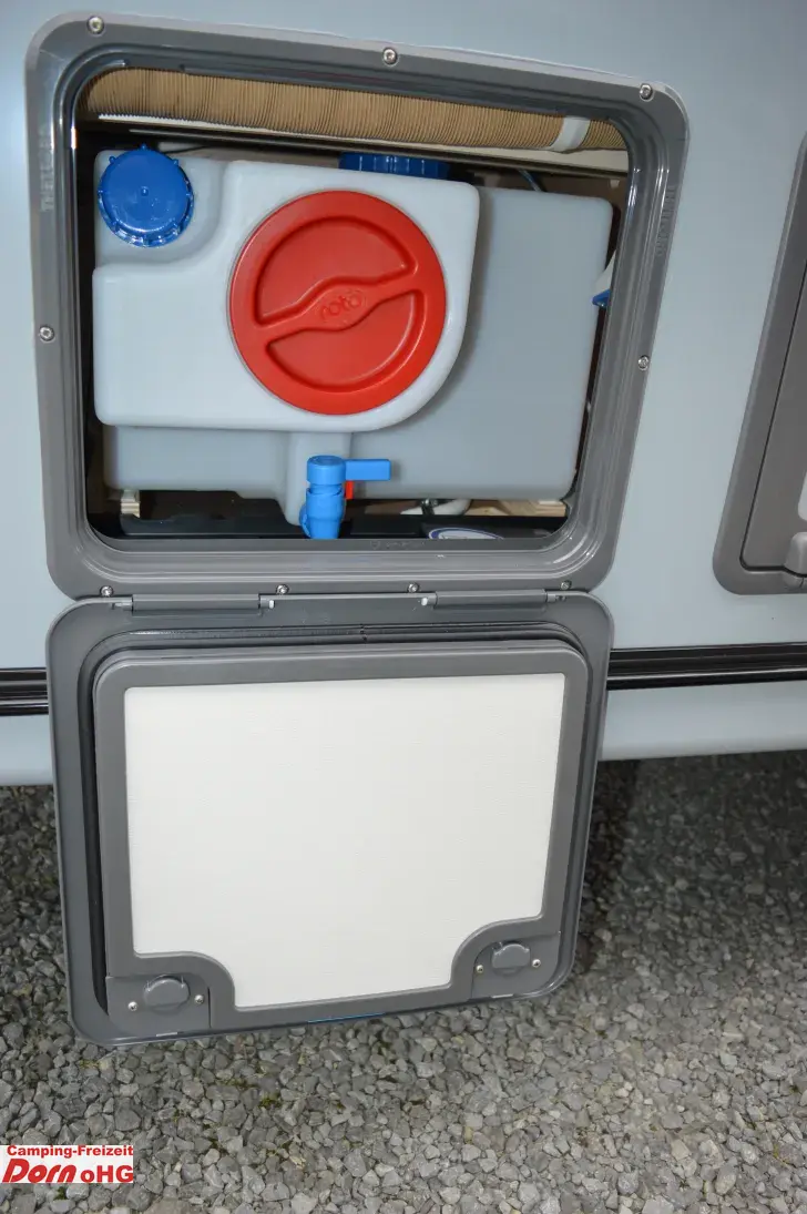 Fahrzeugbild Knaus Südwind 580 UF Black Selection elektr.Fußbodenerwärmung #8