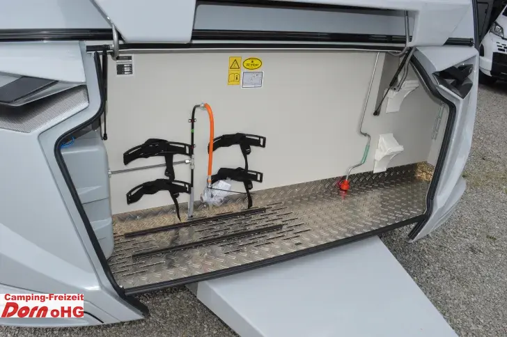 Fahrzeugbild Knaus Südwind 580 UF Black Selection elektr.Fußbodenerwärmung #11