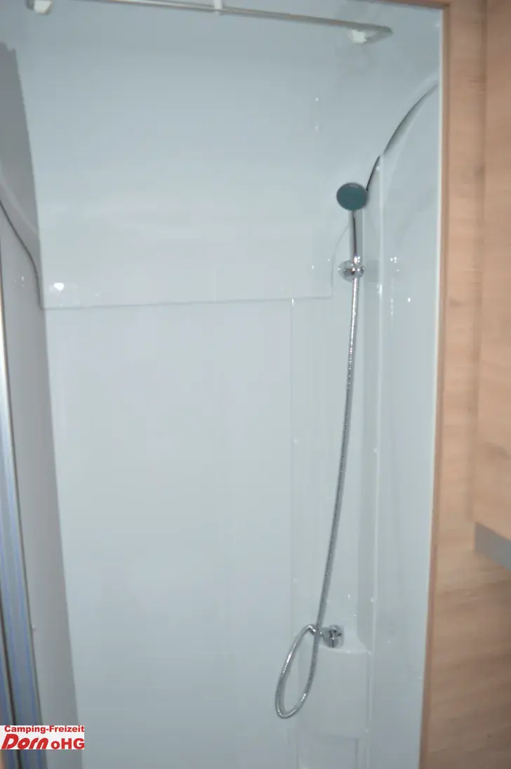 Fahrzeugbild Knaus Südwind 580 UF Black Selection elektr.Fußbodenerwärmung #22