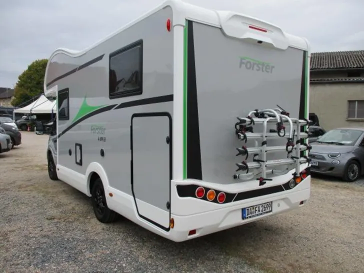 Fahrzeugbild Forster A F699 EB Hundemobil Verfügbar ab 30.10.2026 #6