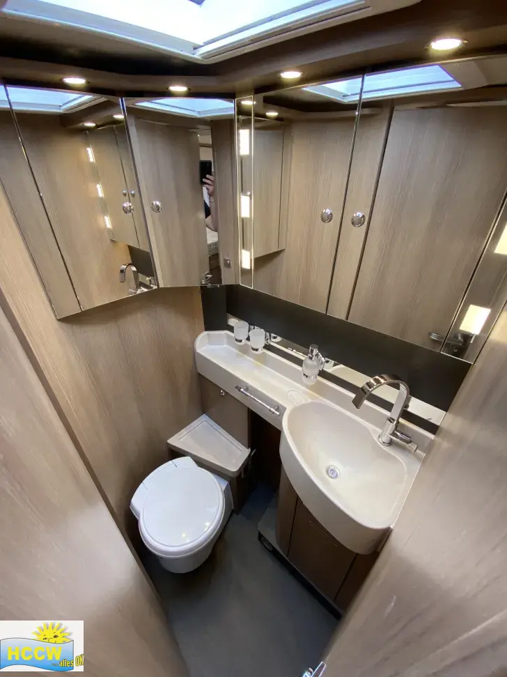 Toilette Carthago C1-tourer I 149 RB-LE comfort 4.2t Edition+ Sondermodell