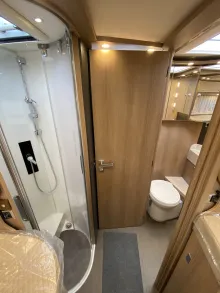 Badezimmer Abschließbar Carthago C1-tourer I 149 RB-LE comfort 4.2t Edition+ Sondermodell