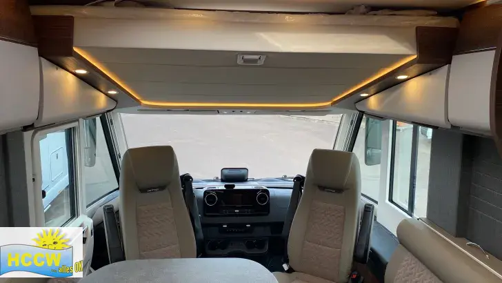 Ambiente, Beleuchtung Carthago chic c-line I 4.9 LE L Mercedes Super Paket + 32" TV