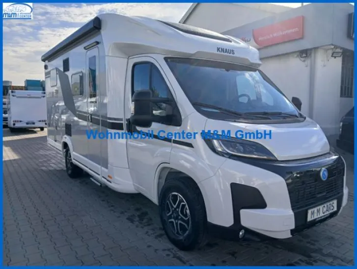 Fahrzeugbild Knaus LIVE WAVE 650 MEG 2027 Platinum Selection #1