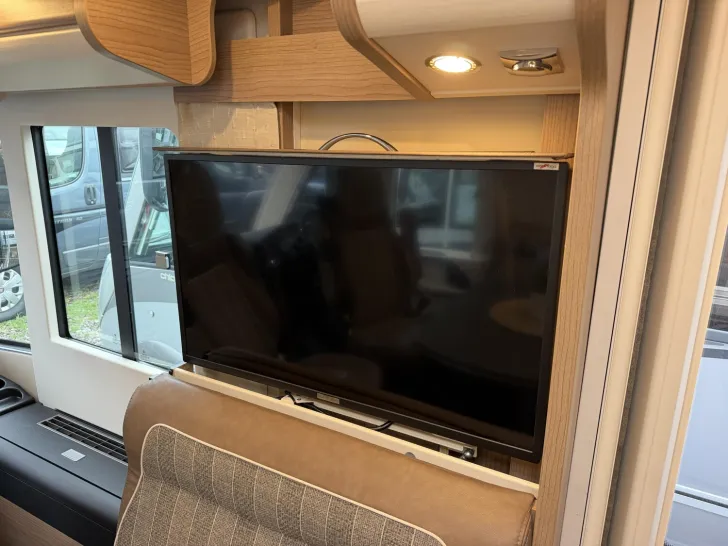 Fahrzeugbild Malibu I 490 LE #15