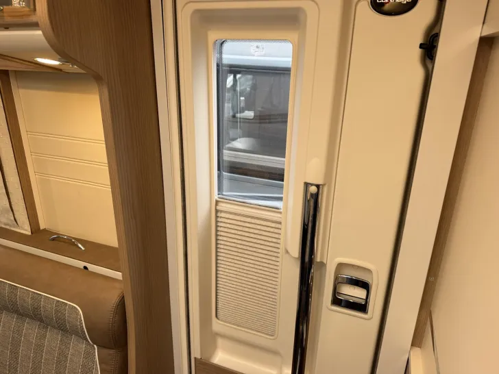 Fahrzeugbild Malibu I 490 LE #36