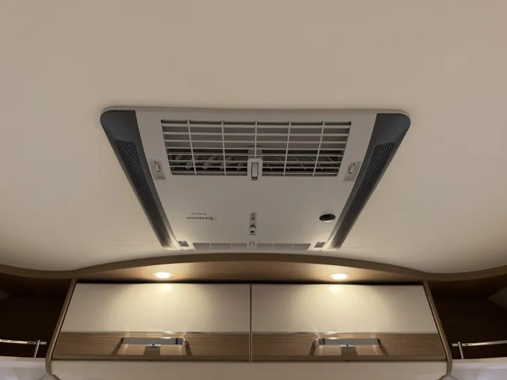 Fahrzeugbild Malibu I 490 LE #37
