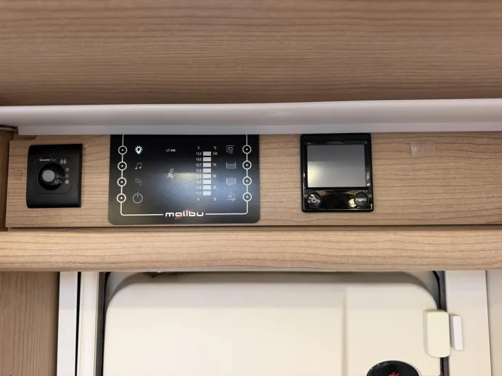 Fahrzeugbild Malibu I 490 LE #38