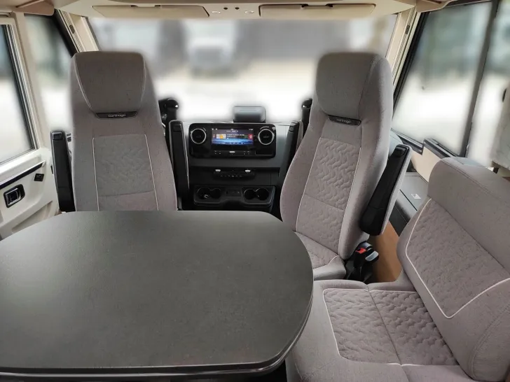 Fahrzeugbild Carthago C2-tourer I 143 KB LE comfort Mercedes #11