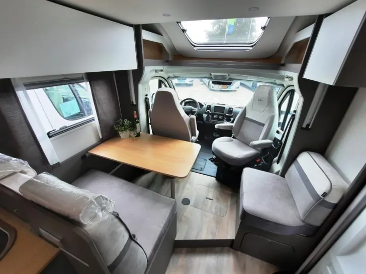 Fahrzeugbild LMC Tourer Lift H 730 G Sale!! Sparen Sie 23.783,- € #8