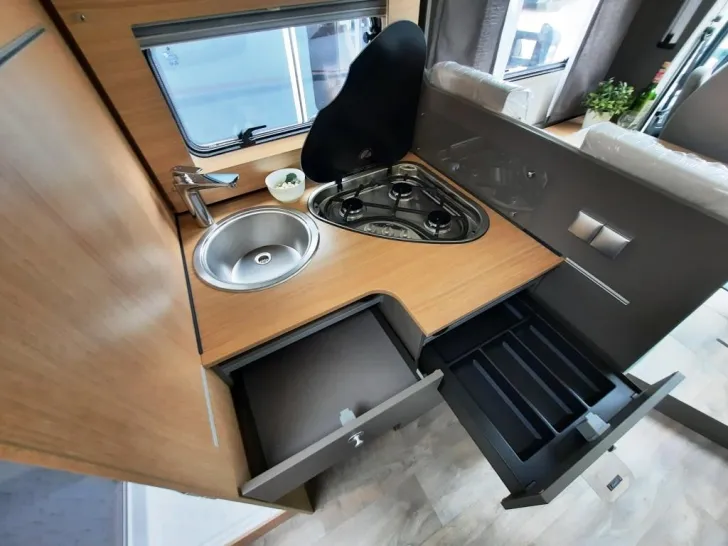 Fahrzeugbild LMC Tourer Lift H 730 G Sale!! Sparen Sie 23.783,- € #12