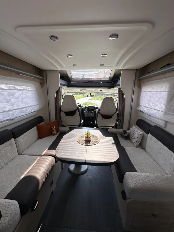 Fahrzeugbild Chausson Titanium 640 VIP AHK, Solar, Face to Face Sitzb #6