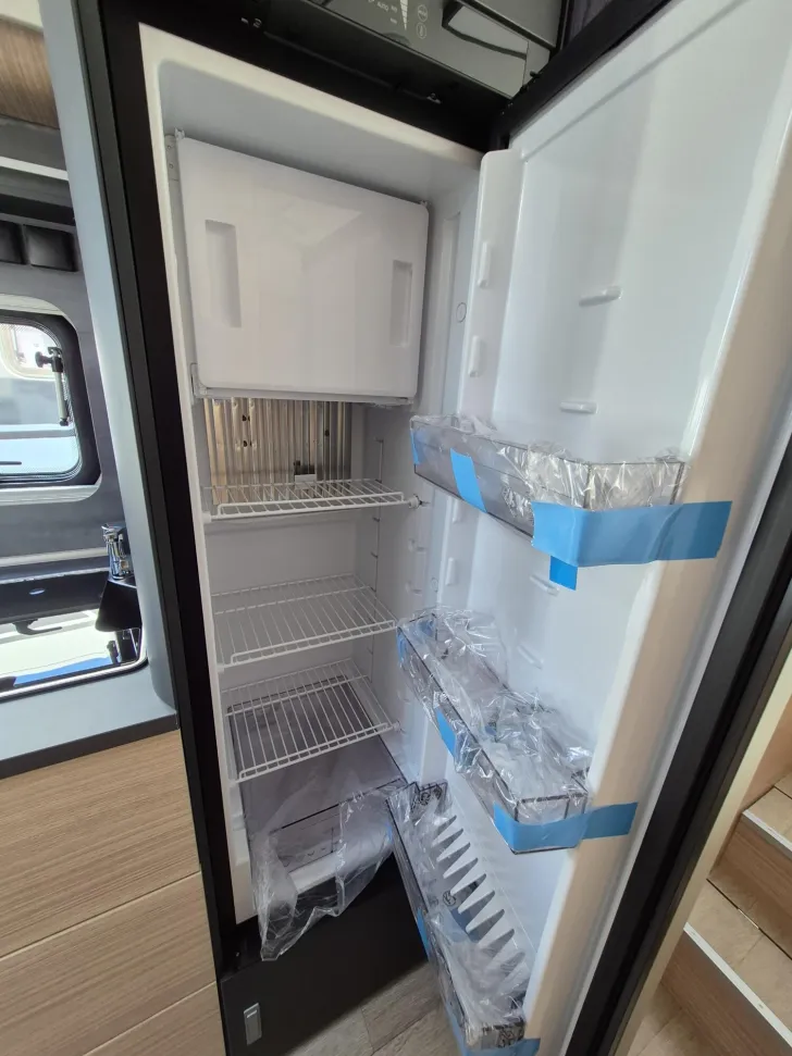 Fahrzeugbild Hobby Maxia T 710 GE /Combi 6E/SAT-TV/Heckstützen #22