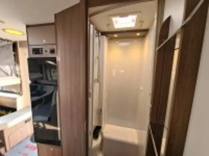 Fahrzeugbild Carado I 338 *Automatik*TV-SAT*Navi*RFK* #19