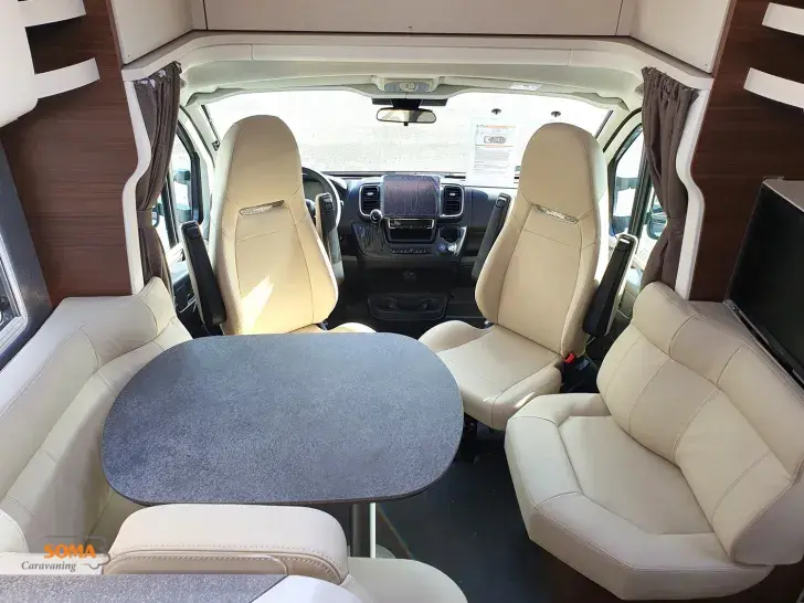 Fahrzeugbild Carthago chic c-line T 4.9 LE Fiat #12