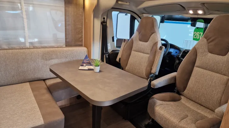 Fahrzeugbild Hobby OnTour C 680 GE - Automatik #3