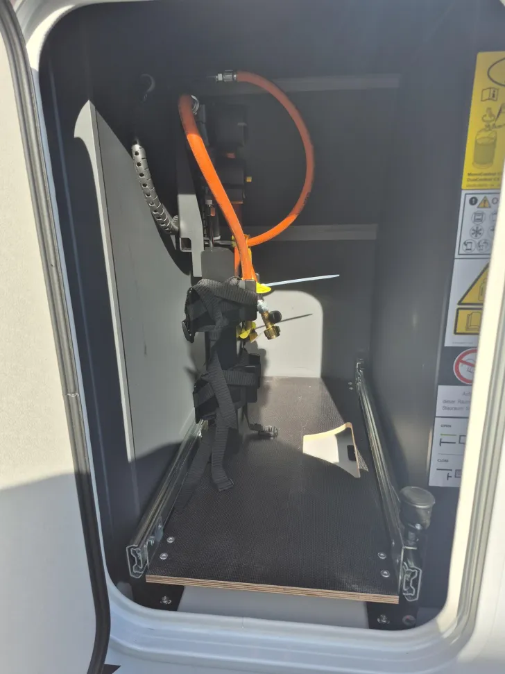 Fahrzeugbild Hobby Maxia T 740 WE Heckstützen/DuoControl/Combi6E #9